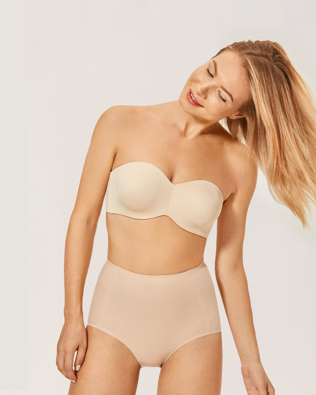Full Support Non-Slip Convertible Bandeau Bra