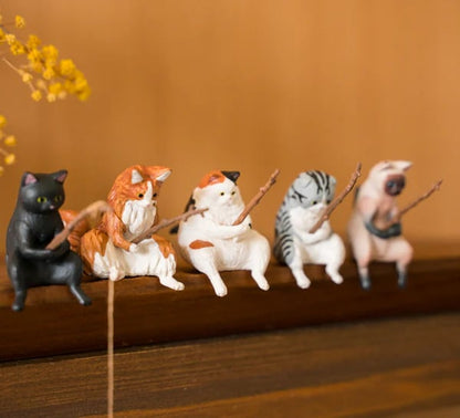 Hand-Painted Mini Cat Desk Figurines 😺