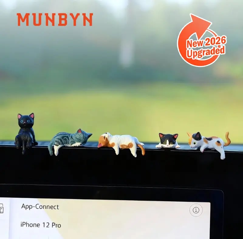 Hand-Painted Mini Cat Desk Figurines 😺